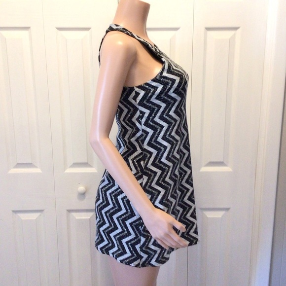 Candie’s Black & Silver Sparkle Zig Zag Halter Mini Dress Size Small - Picture 4 of 9